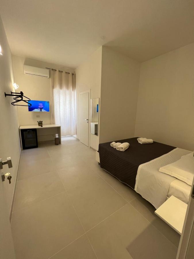 Pirro'S Rooms Peschici Exterior photo